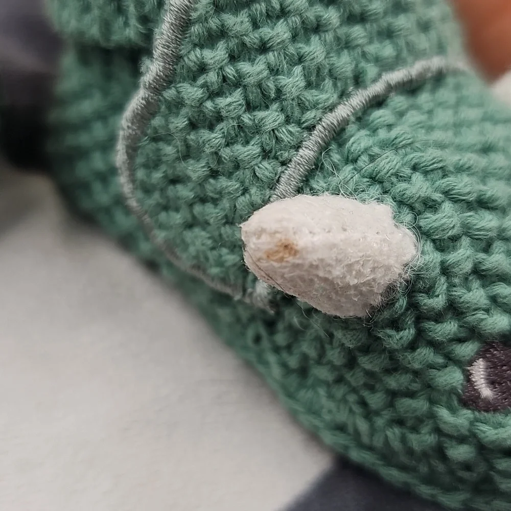 I NWT Newborn Booties Carters Just One You Baby 🦖Green Dinosaur Tricerotop